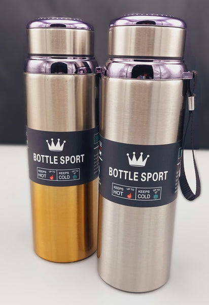 This Steel Water Bottle In Blue Color Also Tells The Water Temperature Through The LED Torch main image 0