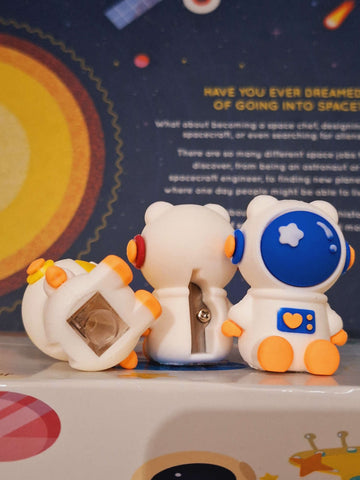 Cute Little Astronaut Silicon Soft Pencil Sharpener For kids Single Hole Space Theme Manual Pencil Sharpener Creative Stationery For Students