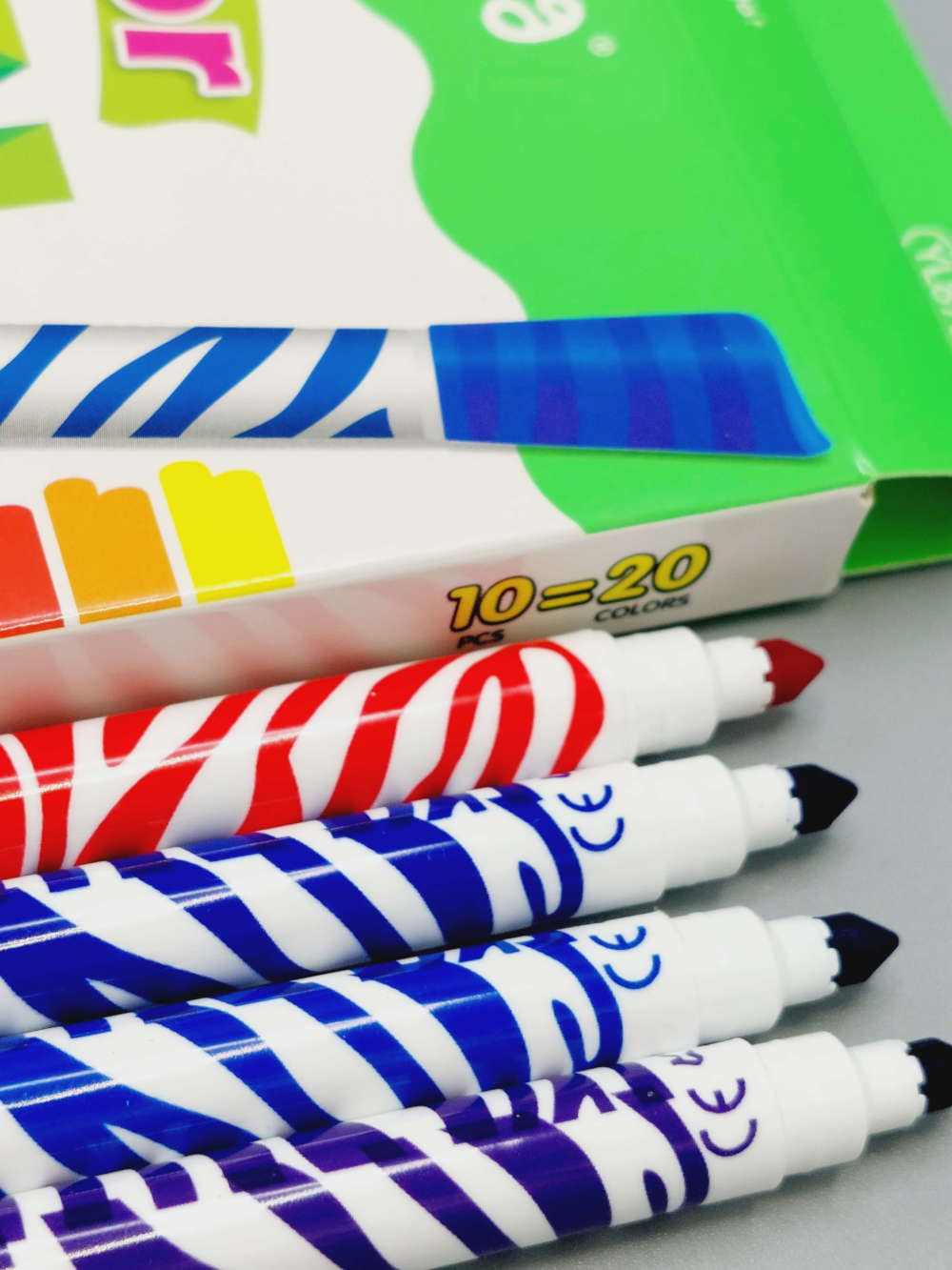 Buy Yalong Double Head, Brush Tip Color Pens – CopyPencil.pk